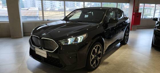 BMW iX2 64,8 KW ELÉTRICO XDRIVE30 M SPORT
